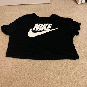 crop nike tee shirt